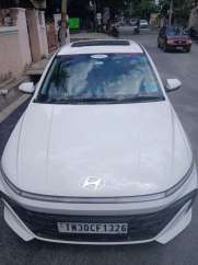 Hyundai Verna SX AT