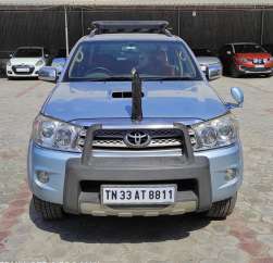 Toyota Fortuner 3.0 4X4 MT