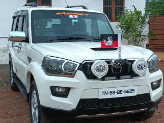 Mahindra Scorpio EX