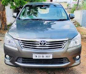 Toyota Innova 2.5 V 7 STR