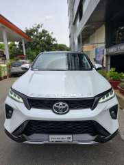 Toyota Fortuner E4 (LEGENDER)4X4