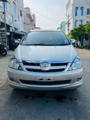 Toyota Innova 2.5 V 7 STR