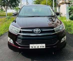 Toyota Innova Crysta 2.8 GX AT 8 STR