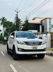 Toyota Fortuner 3.0 4X4 MT