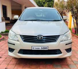 Toyota Innova 2.5 G 7 STR BS IV