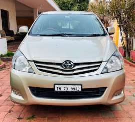 Toyota Innova 2.5 G4 7 STR