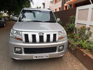 Mahindra TUV 300 T8