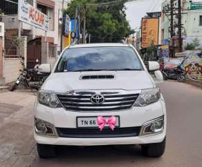 Toyota Fortuner 2.8 4WD AT