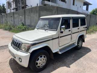 Mahindra Bolero SLE