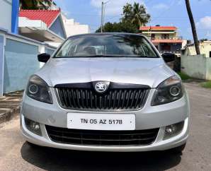 Skoda Rapid 1.6 MPFI Elegance AT