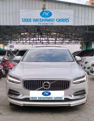 Volvo S90 D4