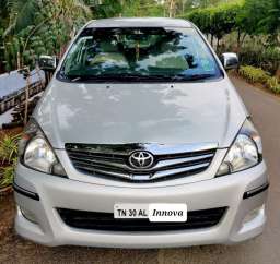 Toyota Innova 2.5 V