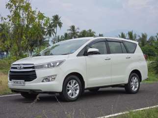 Toyota Innova Crysta 2.4 ZX 7 STR