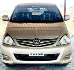 Toyota Innova 2.5 G