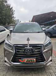 Toyota Innova Crysta 2.8 Z