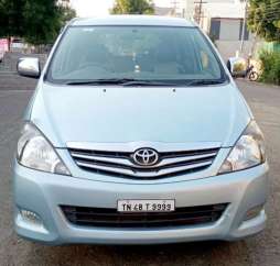 Toyota Innova 2.5 V