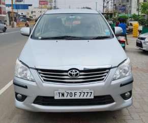 Toyota Innova 2.5 V