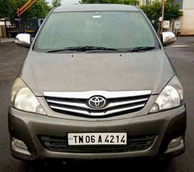 Toyota Innova 2.5 V