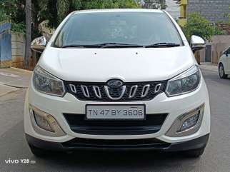 Mahindra Marazzo M2