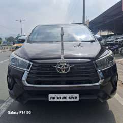 Toyota Innova 2.5 Z 7 STR