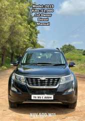 Mahindra XUV500 W11