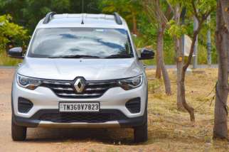 Renault Triber RXT