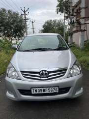 Toyota Innova 2.0 V