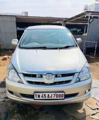 Toyota Innova 2.5 G4 7 STR