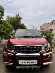 Mahindra XUV500 W11