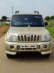 Mahindra Scorpio 2.6 DX