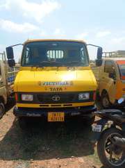 Tata Safari XM