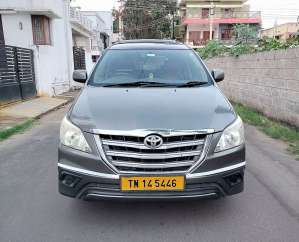 Toyota Innova 2.5 G 8 STR