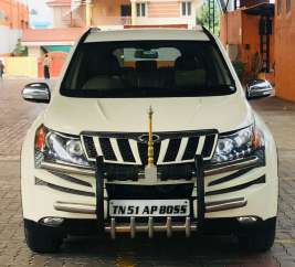 Mahindra XUV500 W8 AT 1.99 mHawk