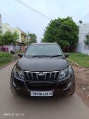 Mahindra XUV500 W4