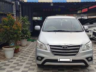 Toyota Innova 2.5 G2