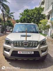 Mahindra Scorpio S4