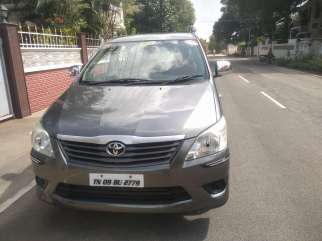 Toyota Innova 2.5 GX 7 STR BS IV