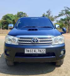 Toyota Fortuner 3.0 4X4 MT