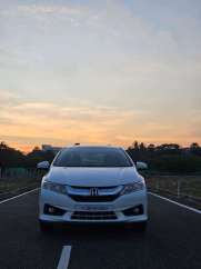 Honda City 1.5 V MT