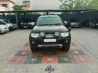 Mitsubishi Pajero 2.8 SFX