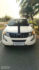 Mahindra XUV500 W8