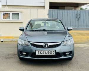 Honda Civic 1.8 V MT