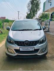 Mahindra Marazzo M6