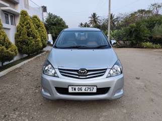 Toyota Innova 2.5 V