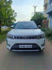 Mahindra XUV300 W8