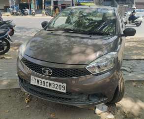 Tata Tiago XE