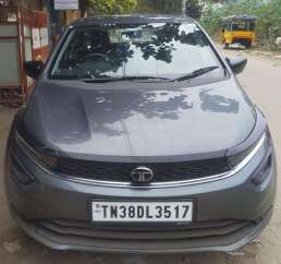 Tata Altroz XM