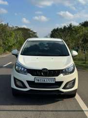 Mahindra Marazzo M2