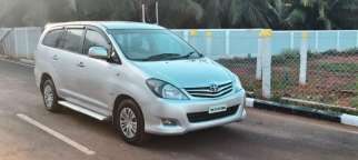 Toyota Innova 2.5 E