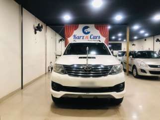 Toyota Fortuner 3.0 4X4 AT